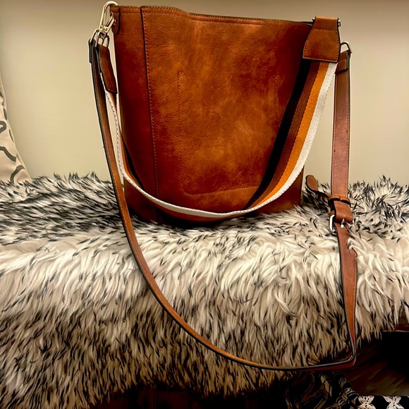 Boho Bag Vegan Leather - Picture 2 of 5